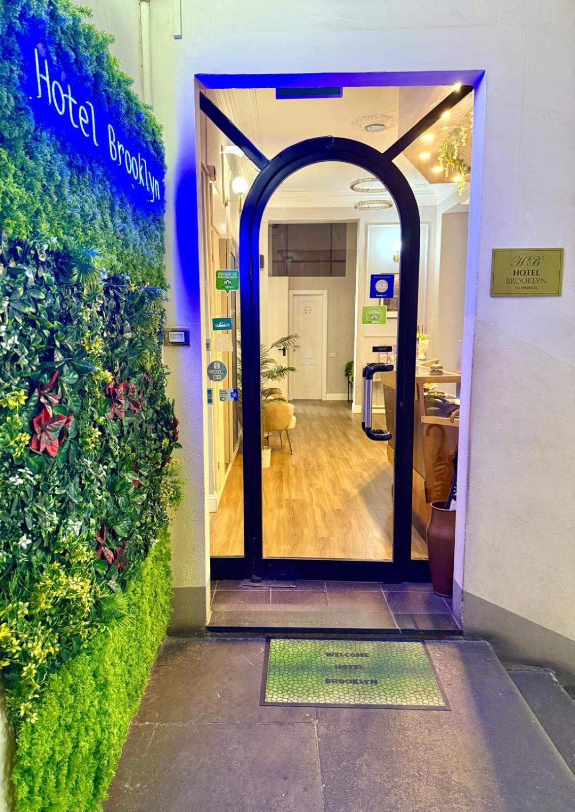 Hotel Lombardi 2*