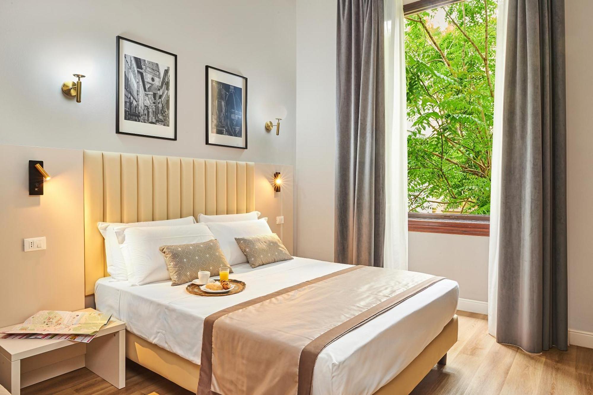 Hotel Lombardi 2*
